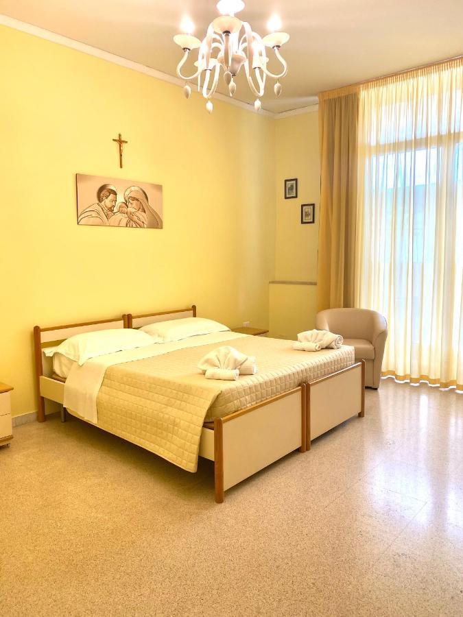 Hostel Ostello Madre Santina Lecce